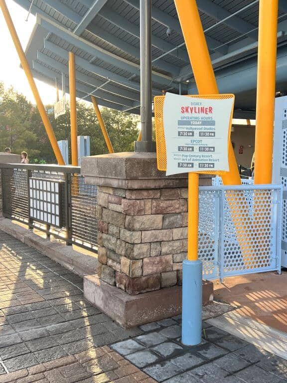 hours for disney skyliner