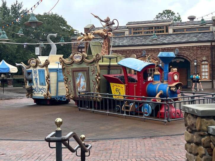 casey jr soak and splash at magic kingdom